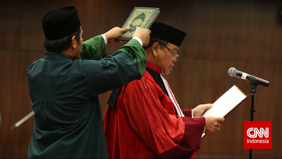 Menyeka Kembali Muka MK