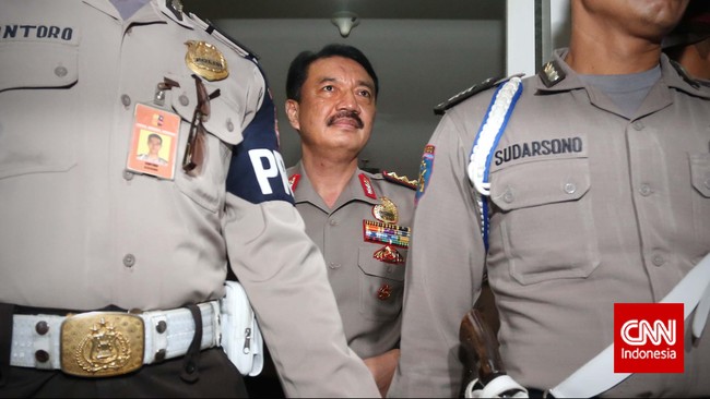 Pelantikan Budi Gunawan sebagai Kapolri menurut Frederich akan dilaksanakan hari ini di Jakarta karena kemarin sore pelantikan tidak jadi.