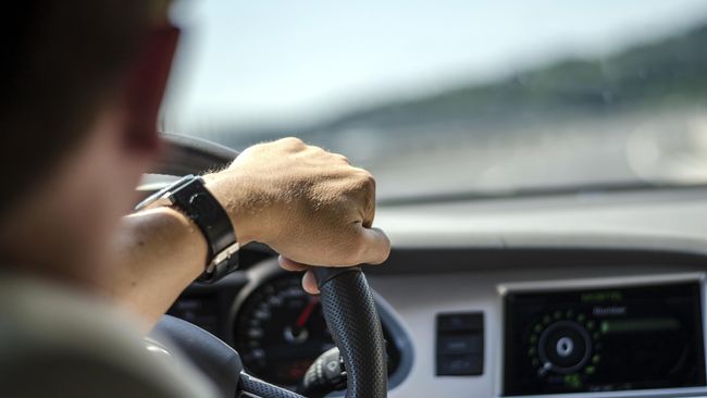 Ajudan Menteri Dalam Negeri Mesir memperingatkan melakukan keke dance challange di jalanan umum sama saja melanggar hukum.
