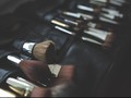 3 Langkah Tepat Membersihkan Kuas Makeup