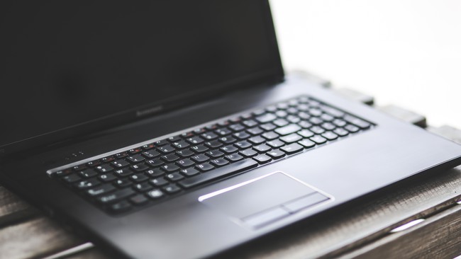 Tình trạng màn hình laptop bị đen đột ngột làm ảnh hưởng đến quá trình sử dụng của bạn? Đừng lo lắng, Layar Laptop Hitam cung cấp những lời khuyên hữu ích để bạn khắc phục tình trạng này. Hãy xem hình ảnh liên quan để tìm hiểu thêm về giải pháp này nhé.