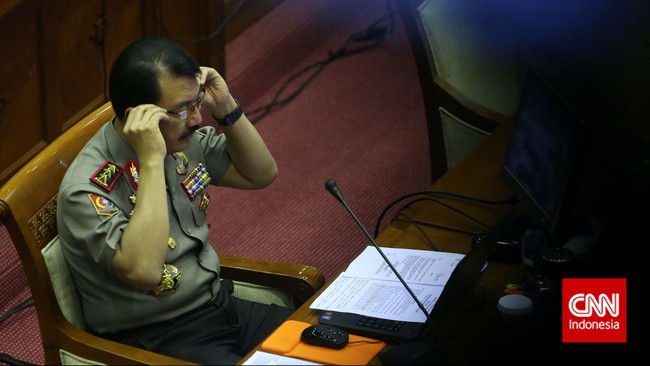 Pemerintah saat ini hanya akan mendalami kasus yang menjerat Budi Gunawan di KPK. Dalam waktu dekat hasil kajian ini akan diselesaikan.