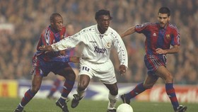 'Rudal' yang Bikin Seedorf dapat 250 Botol Anggur