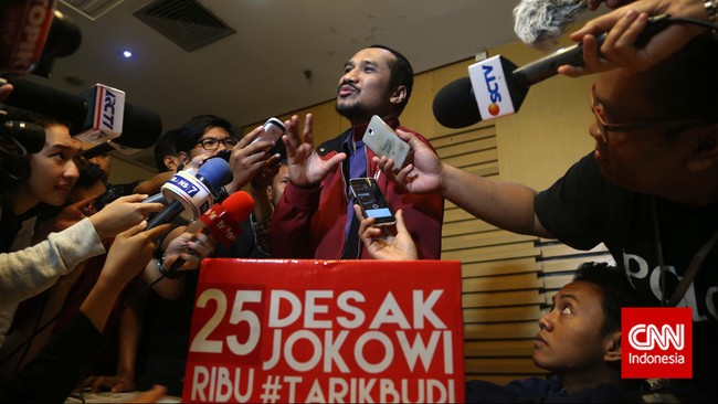 Modus yang dipakai, Feryani tidak punya KTP Makassar untuk membuat Paspor sehingga Samad memalsukan KK dan KTP.