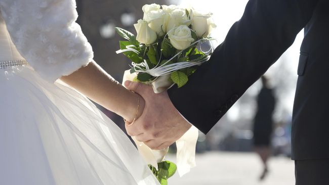 Alasan Ilmiah Pernikahan Memperbesar Lingkar Pinggang
