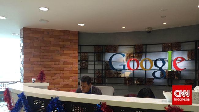 Siapa Bilang Kerja Di Google Enak<script async src=