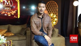 Rio Dewanto Lebih Nikmati Karya Pelukis Dalam Negeri