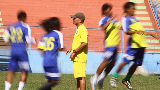 Pelatih Persipura Jayapura tetap memuji performa anak asuhnya yang tampil spartan dan menyebut Persib Bandung menang beruntung bergal gol penalti.
