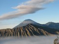 Aktivitas Pendakian Bromo dan Semeru Sementara Ditiadakan