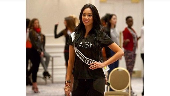 Mengintip Latihan 'Jalan Cantik' Kontestan Miss Universe 2014