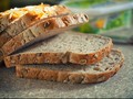 4 Alasan Makan Roti Gandum Bisa Bantu Turunkan Berat Badan