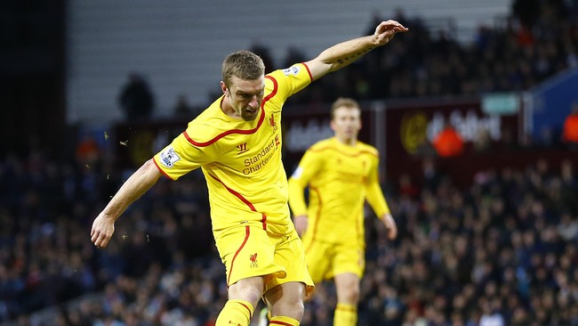 Gol yang diciptakan kedua penyerang Liverpool, Fabio Borini dan Rickie Lambert, membuat The Reds menang 2-0 atas tuan rumah Aston Villa.