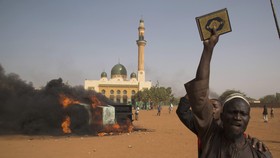 Sepuluh Tewas Dalam Protes Kartun Nabi di Niger