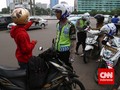 Polisi Tangkap Pengendara Motor yang Mengamuk Saat Ditilang