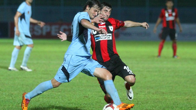 Rencana pelatih Maung Bandung, Dejan Antonic, yang akan memplot perannya sebagai play-maker, menurutnya seolah gayung bersambut dengan keinginannya.