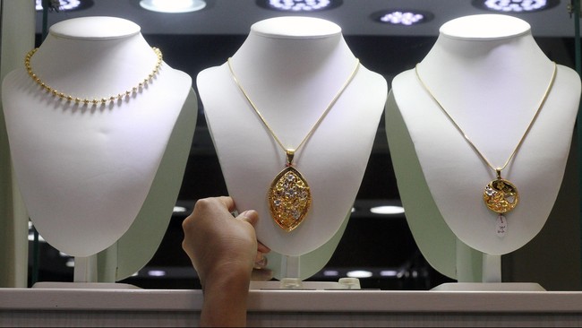 Pegadaian mengatakan hasil pemeriksaan emas 100 gram milik jemaah haji merupakan emas imitasi dari bahan kuningan.
