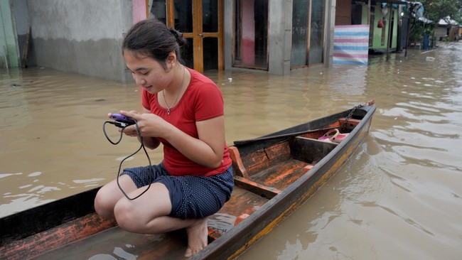 Guna meminimalisir dampak banjir bandang, PT PLN telah memadamkan sementara aliran listrik di wilayah Bangka.
