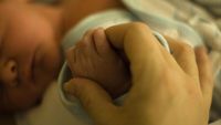 Bayi di China Lahir dalam Kondisi u0027Mengandungu0027 Kembar Parasit