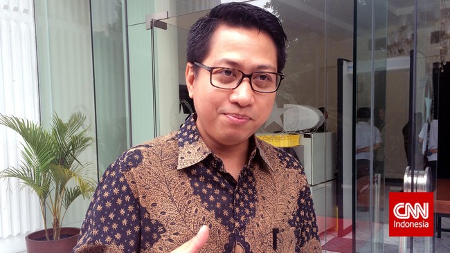 Mantan Staf Khusus Kepresidenan Bidang Ekonomi era SBY, Firmansyah didaulat menggantikan Anies Baswedan untuk menjadi Rektor Universitas Paramadina.