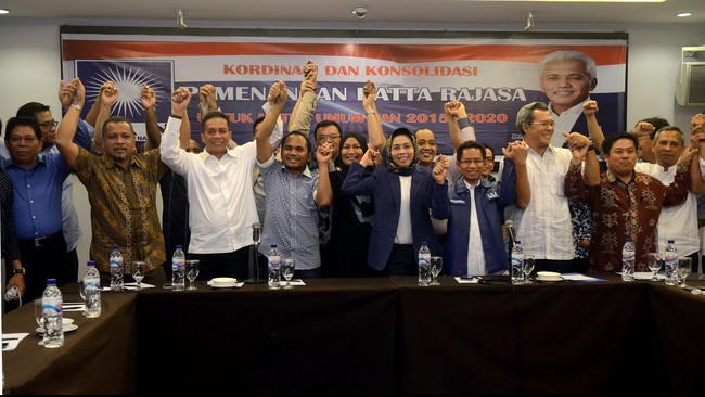 Hingga Kongres PAN dihelat, panita pelaksana masih membuka pendaftaran bagi kader yang juga ingin bersaing dalam pemilihan ketua umum diluar Hatta dan Zulkifli.