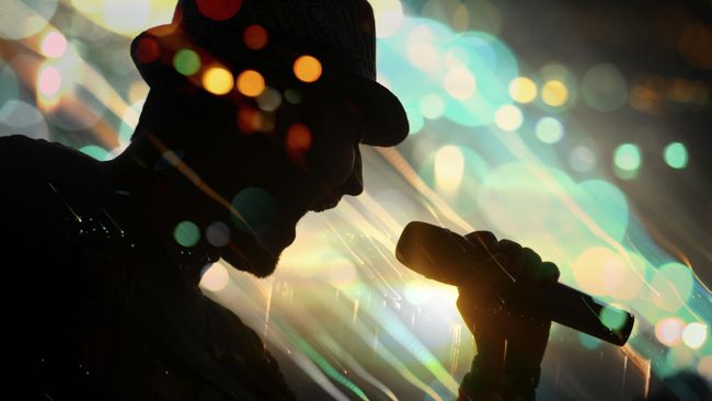 Lagu berlirik bahasa Inggris menempati posisi terendah 22 dari 24 kategori. Meskipun demikian, secara keseluruhan bahasa umat tetap dinilai positif.