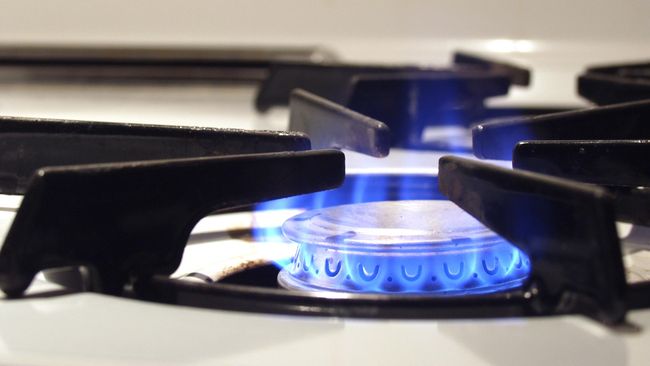Di balik keharuman asap dapur yang mengepul dari masakan kesukaan Anda, ternyata ada fakta mengejutkan bahwa asap dapur bisa memicu beberapa penyakit.