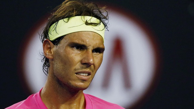 Petenis nomor 112 dunia, Tim Smyczek, mampu membuat Rafael Nadal ketar-ketir mengejar bola dan memaksakan pertandingan berlangsung selama empat jam lebih.