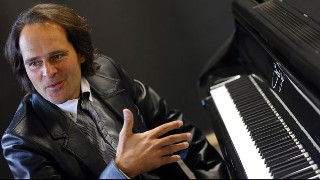 Pada zamannya dahulu, dunia berlomba-lomba memanjakan pianis bintang pertama, Franz Liszt yang merupakan seorang Hungaria. Kini, giliran negara itu balas budi.