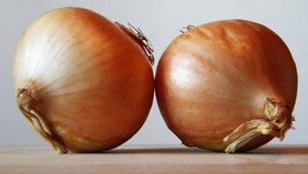 Manfaat Bawang Bombay untuk Rambut Rontok dan Cara Pakai