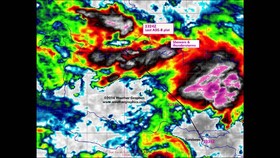 Teori Pakar: QZ8501 Jatuh Saat Tak di Tengah Awan Badai