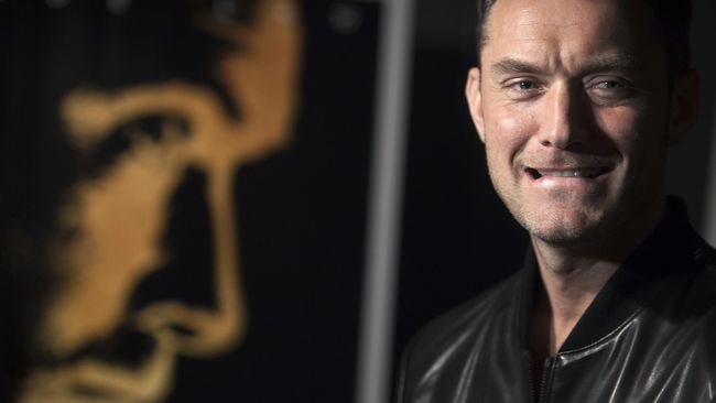 Jude Law dikabarkan sedang dalam tahap negosiasi dengan Marvel untuk ikut bermain dalam Captain Marvel yang juga dibintangi Brie Larson.