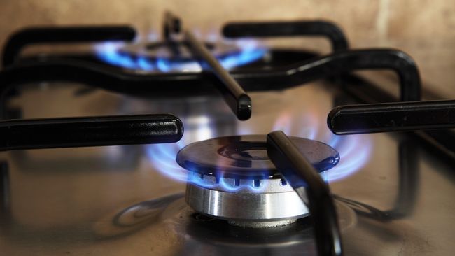 Suhu yang terlalu tinggi atau api yang terlalu besar saat memasak, bisa memengaruhi kandungan nutrisi pada makanan.