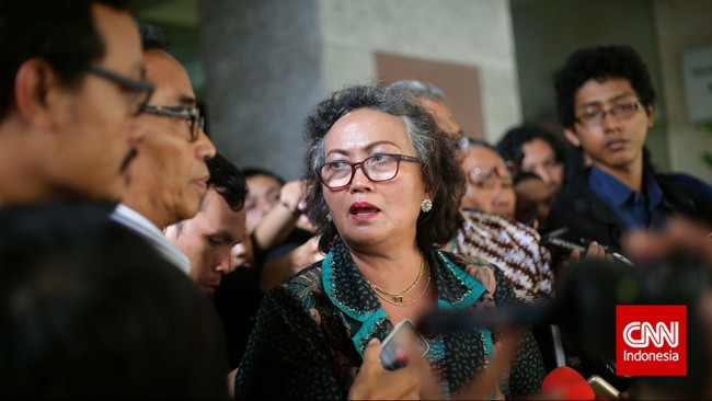 Anggota TGUPP, Nursyahbani Katjasungkana menilai semestinya DPRD DKI bisa membentuk pansus jika memang serius mengevaluasi TGUPP.