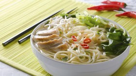 Mie Atep Jadi Kuliner Buruan Saat Gerhana Matahari Total