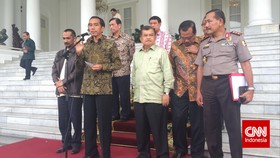 Jokowi Tak Mau Campuri Proses Hukum di KPK dan Polri