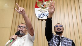 Samad Menangis Ingat Pernyataan Bambang Kamis Malam