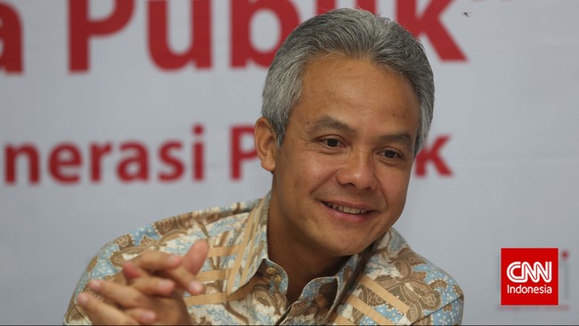 Mantan ketua Komisi II DPR Ganjar Pranowo menyebut proses persidangan akan membuat kasus korupsi e-KTP terang-benderang. Ia tak takut namanya disebut jaksa KPK.