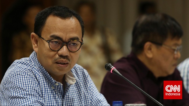 Menteri ESDM Sudirman Said menegaskan hak untuk membubarkan Petral merupakan milik PT Pertamina (Persero) sebagai perusahaan induk.
