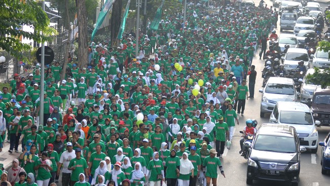 Mengenal lebih dekat penyakit osteoporosis, pengobatan, dan pencegahannya sejak dini.