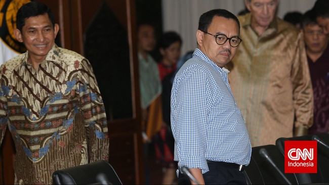 Pemerintah menegaskan belum memperpanjang izin operasi Freeport hingga 2041 karena manajemen belum menyanggupi sejumlah prasyarat.
