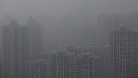 China Diselimuti Polusi, Pabrik dan Sekolah Ditutup
