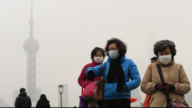 Meski warga Beijing sudah bisa bernafas lega, tingkat polusi di kawasan China utara, termasuk di sekitar Beijing, masih tinggi.