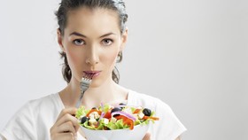 Bahan Rahasia Salad agar Jadi Makin Sehat dan Bertenaga