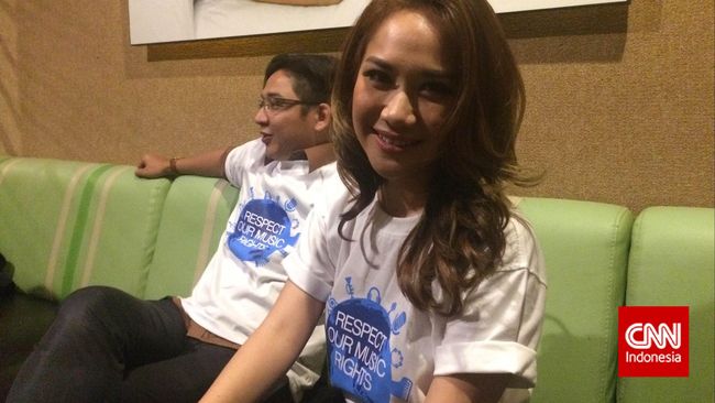 Bunga Citra Lestari optimis membuka usaha karaoke, meskipun tantangan bisnis bagi pengusaha rumah bernyanyi bertambah besar.