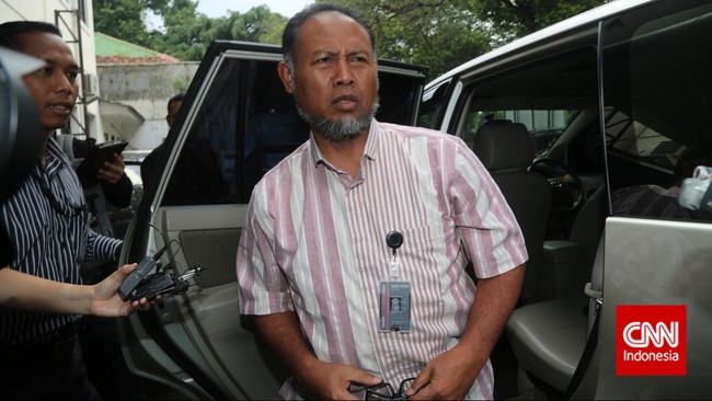 Bambang melaporkan cacat administrasi pada surat penangkapannya yang dikeluarkan penyidik Bareskrim Polri.