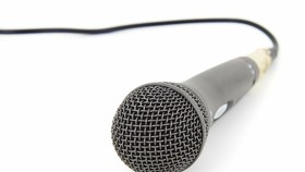 Viral Video Kepala Desa di Ubud Karaoke Abaikan Prokes