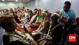 PKB Nikahkan 143 Pasangan Pengantin Lintas Generasi