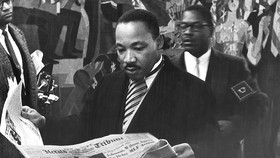 Dokumen Kematian Kennedy Ungkap Sisi Gelap Martin Luther King