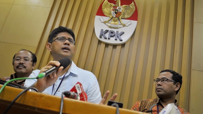 KPK menemui kendala dalam menangani kasus dugaan korupsi Bantuan Likuiditas Bank Indonesia (BLBI) dan pengucuran dana bantuan kepada Bank Century.