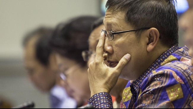 Wakil Ketua Umum Majelis Ulama Indonesia Ma'ruf Amin mendukung rencana pemerintah ihwal pembatasan haji meski ada beberapa pengecualian khusus. 